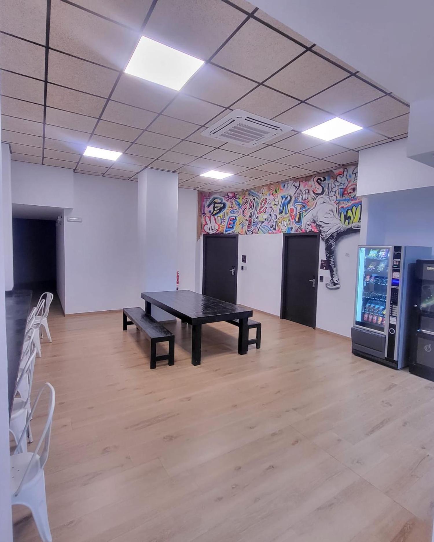 Beach & Arts Hostel Βαλένθια Εξωτερικό φωτογραφία